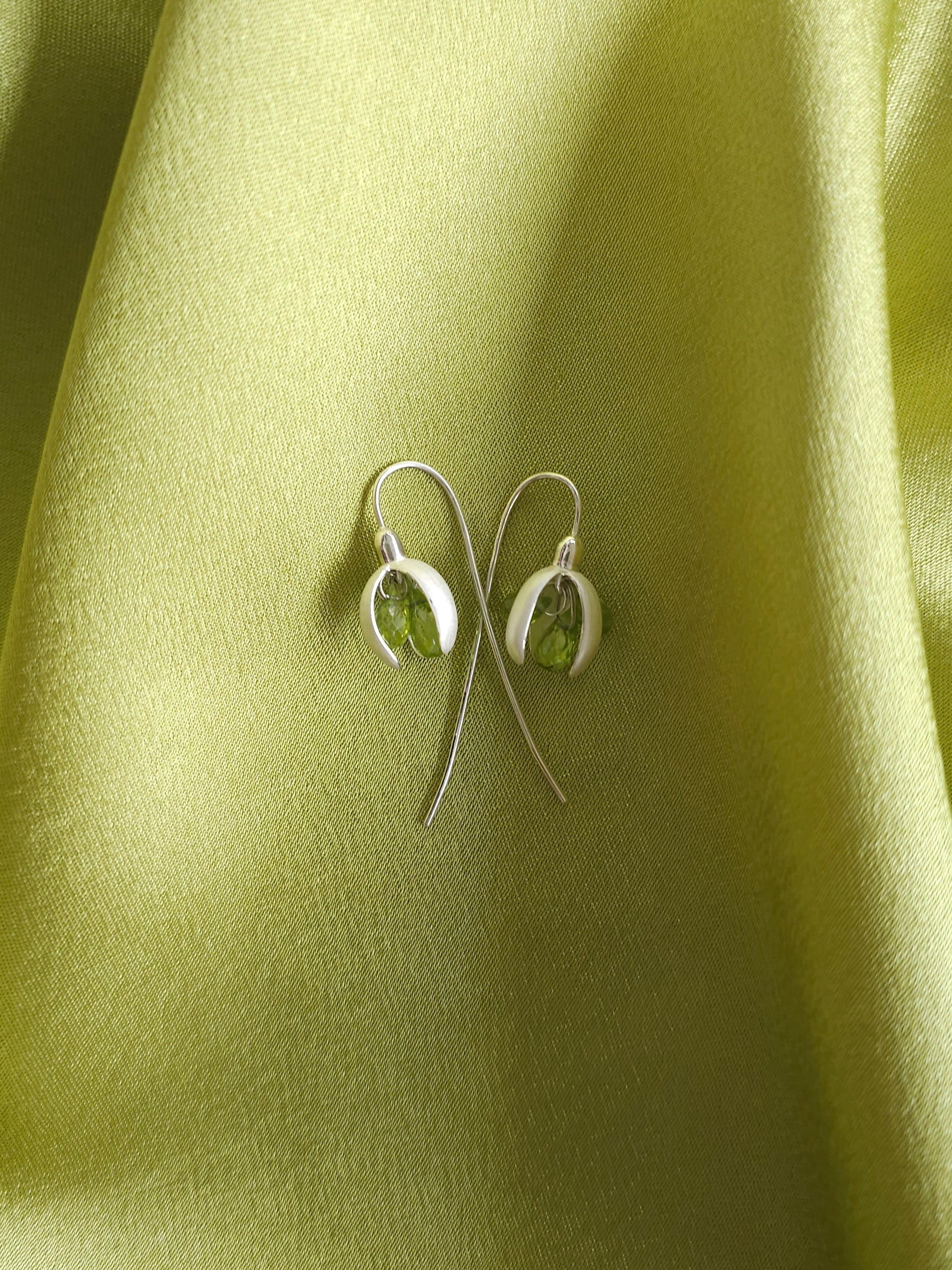 Snowdrop Earring
