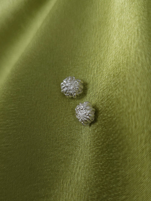 Chrysanthemum Earring