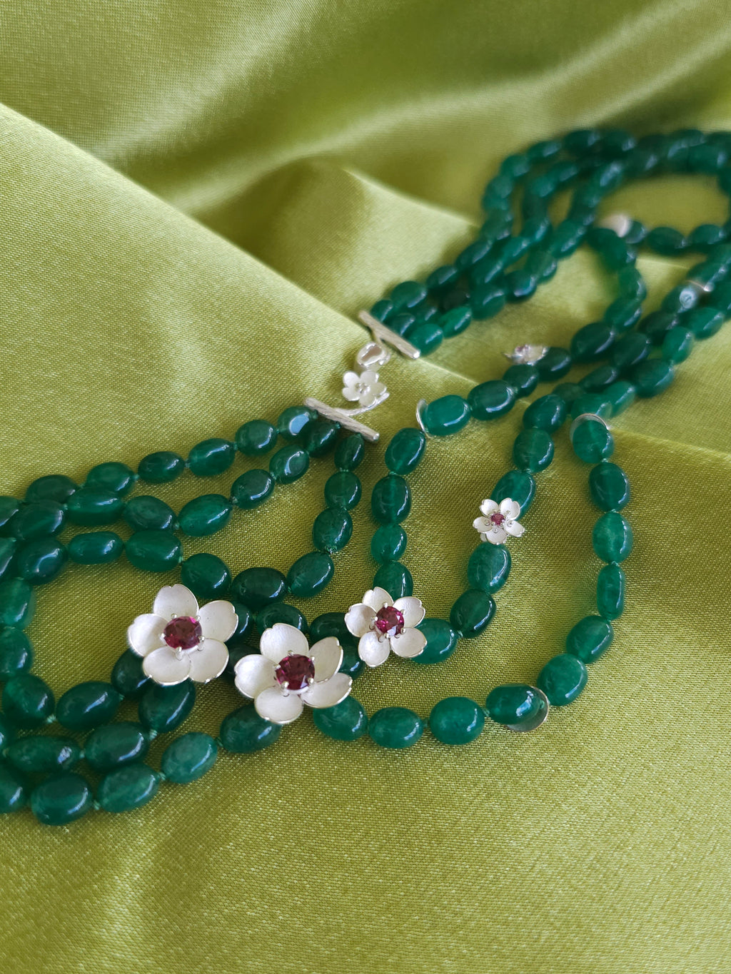Ephemeral Bloom Necklace