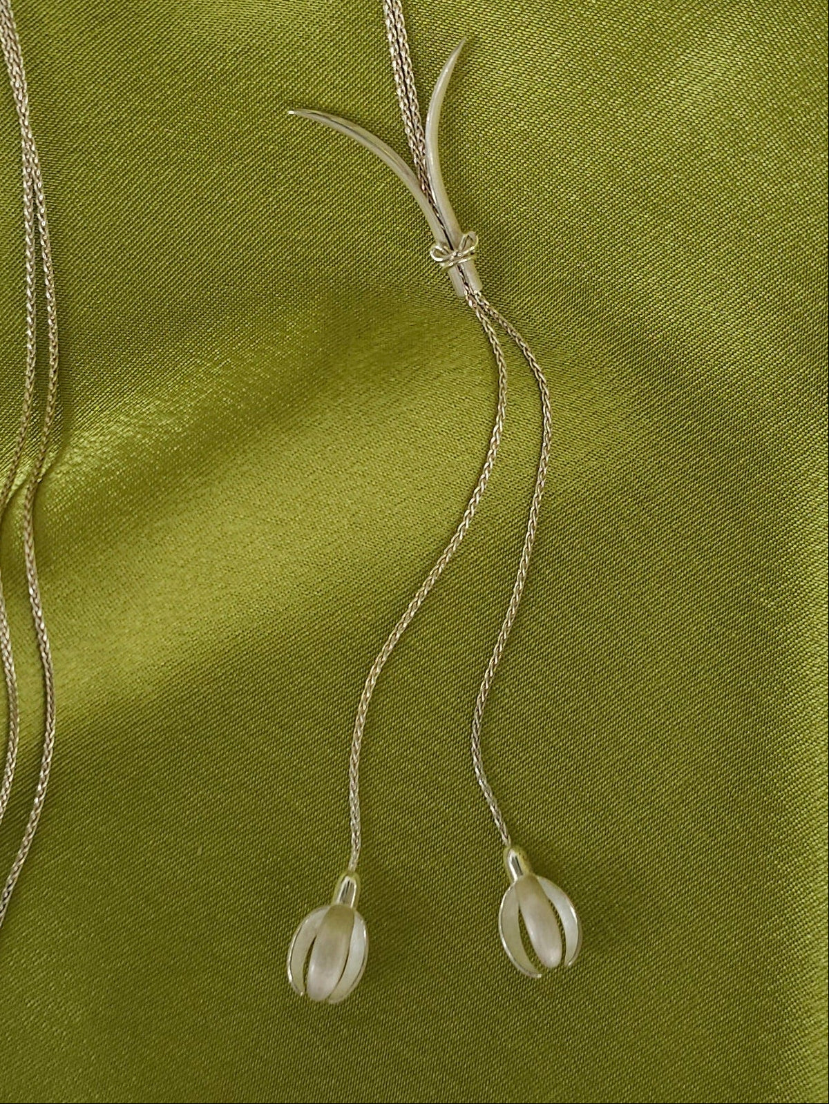 Snowdrop Chain