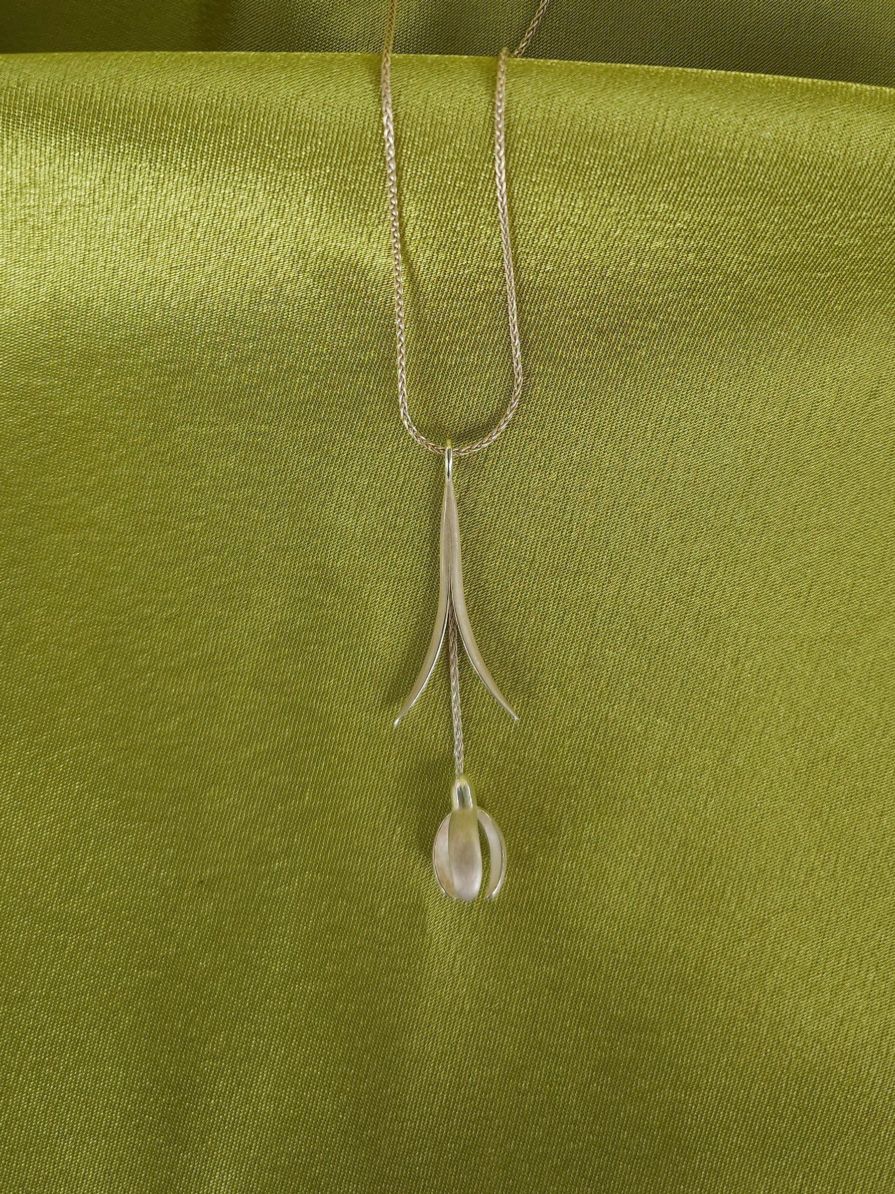 Hanging Snowdrop Pendant